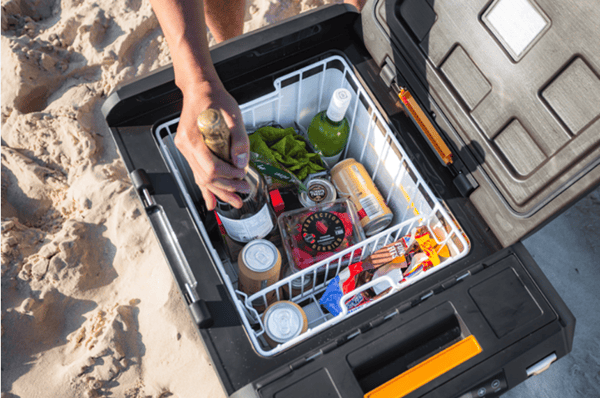 ICEBERG C052-035 COMPRESSOR FRIDGE 37L DC 12V / AC 230 V / Lithium Battery (31.2Ah) ICEBERG C052-035 COMPRESSOR FRIDGE 37L DC 12V / AC 230 V / Lithium Battery (31.2Ah)