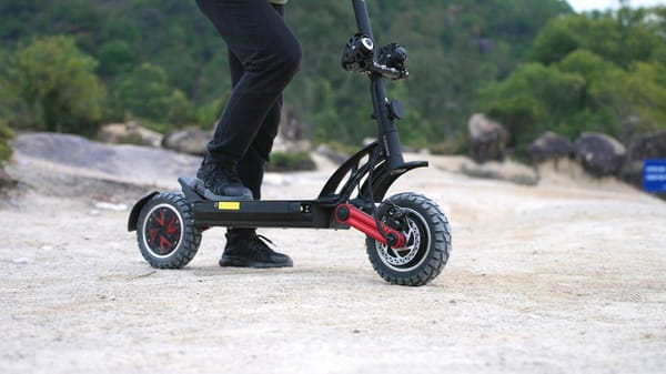 KUGOO G-BOOSTER Motor Power: 800W x 2 Battery Capacity: 48V/23Ah Trade Sutinen EU