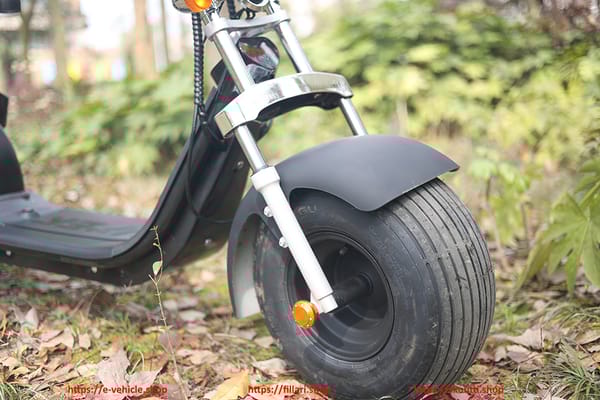 Dogebos SC10 E-Scooter 1500W 12Ah 2025 Modell Trade Sutinen EU