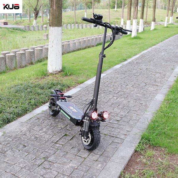 VICAN eMAMBA / KU8 X6 Pro E-Scooter 2X1200W (2400W) 21Ah LiFePO4 battery 10" Tires, Water Proof IP55