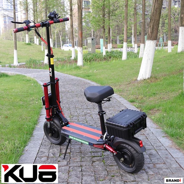 VICAN V-X11 KU8 E-Scooter 2 X 2800W (5600W) 48V 16Ah Lithium Battery 11" Tires Trade Sutinen EU