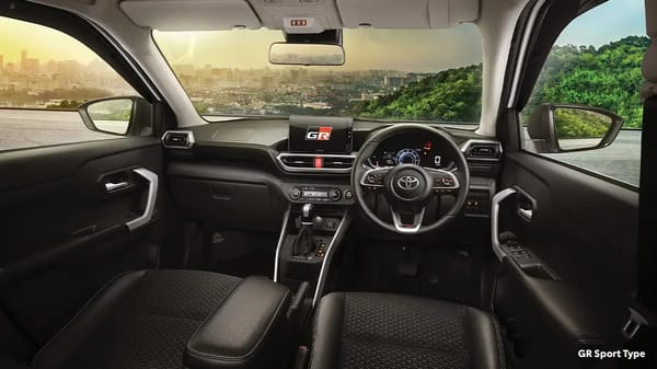 Interior All New Raize