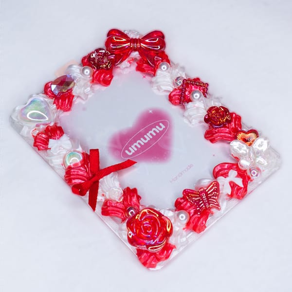 Umumu Pearl & Roses Toploader Red Side View Umumu Pearl & Roses Toploader Red Side View