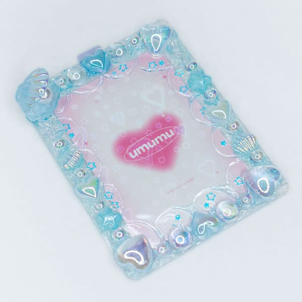 Pearl Clam Blue Photocard Case Side View Pearl Clam Blue Photocard Case Side View