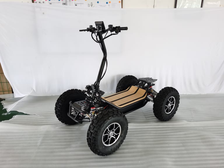 BRAND-i 4WD 4-Wheel E-Scooter include remote control 6000W 60V 50Ah Lithium battery