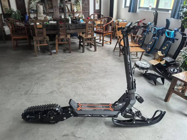 Tracked Snow Electric Scooter