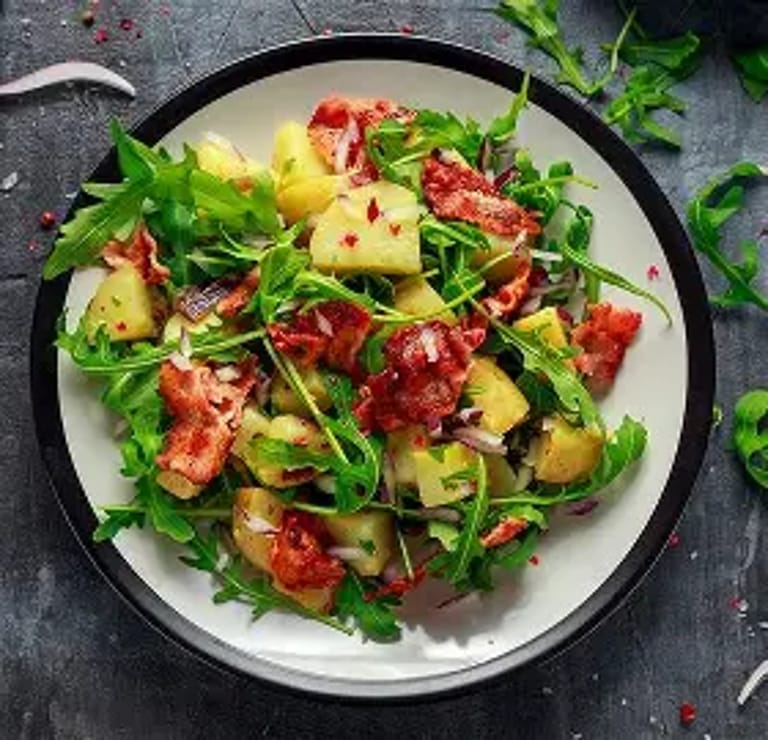Salade tiède de pommes de terre aux herbes et vinaigre balsamique