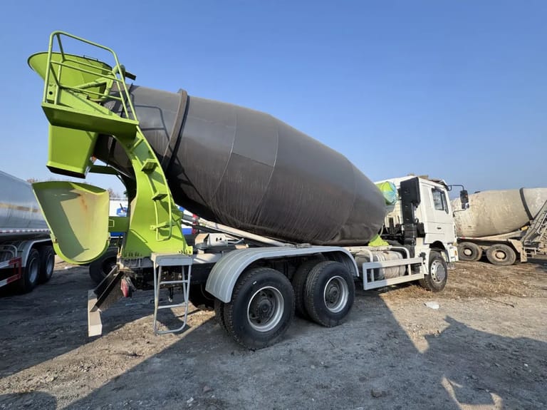 Shacman F3000 6×4 Concrete Mixer Truck Shacman F3000 6×4 Concrete Mixer Truck