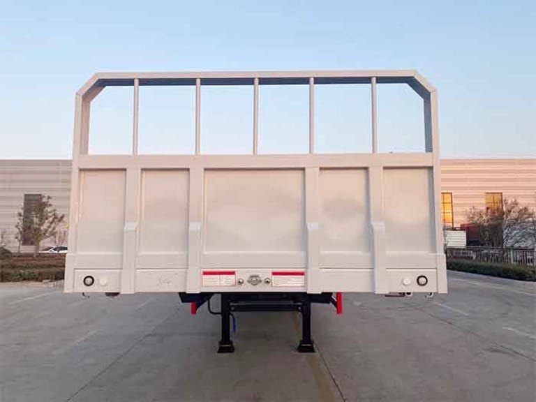 3 Axle Side Wall Semi Trailer front view showing reinforced Q345B steel frame 3 Axle Side Wall Semi Trailer front view showing reinforced Q345B steel frame