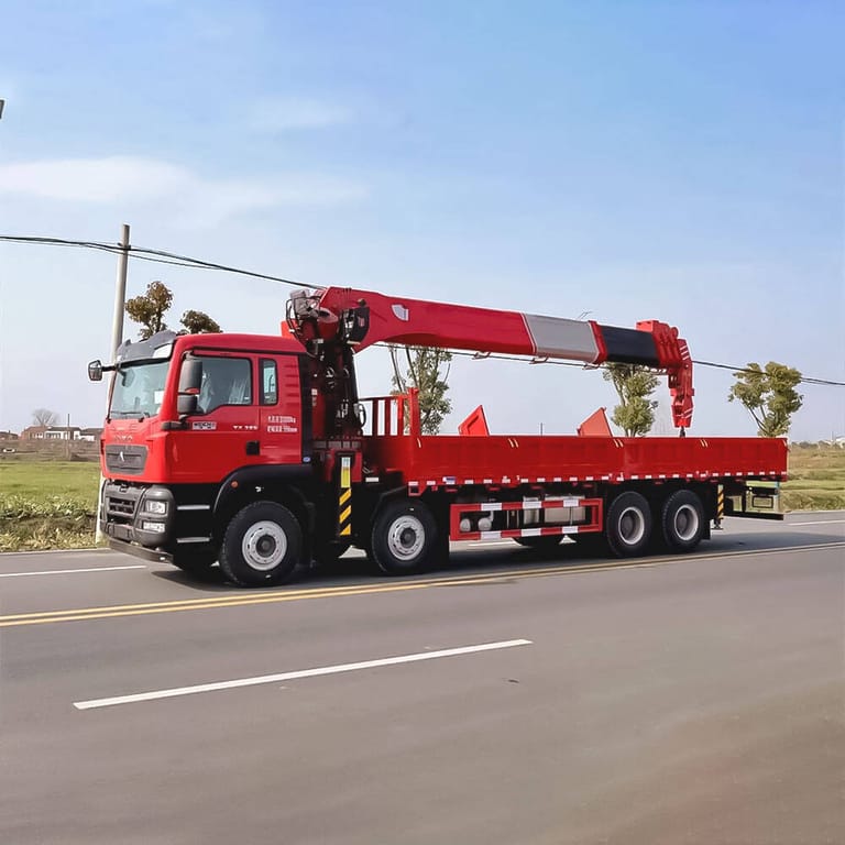 HOWO TX 8×4 Heavy-Duty Truck Mounted Crane HOWO TX 8×4 Heavy-Duty Truck Mounted Crane
