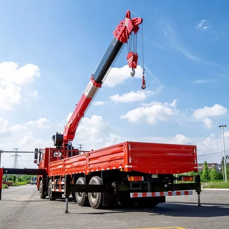 Shacman M3000 8x4 Truck Crane heavy-duty lifting and transport truck Shacman M3000 8x4 Truck Crane heavy-duty lifting and transport truck