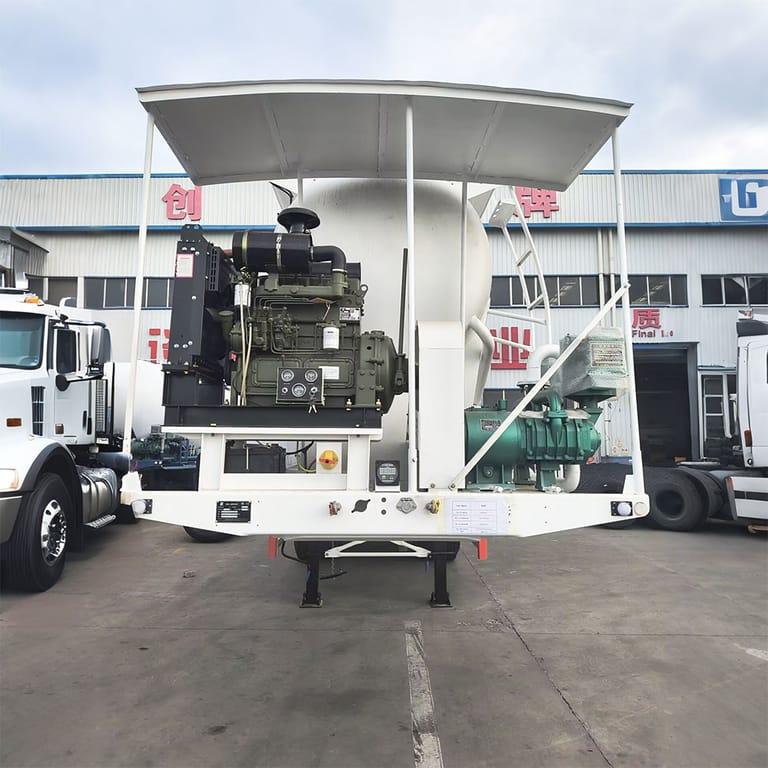 Front view of 35CBM Dry Bulk Cement Trailer – highlighting strong frame and aerodynamic front design for reliable long-distance operations. Front view of 35CBM Dry Bulk Cement Trailer – highlighting strong frame and aerodynamic front design for reliable long-distance operations.