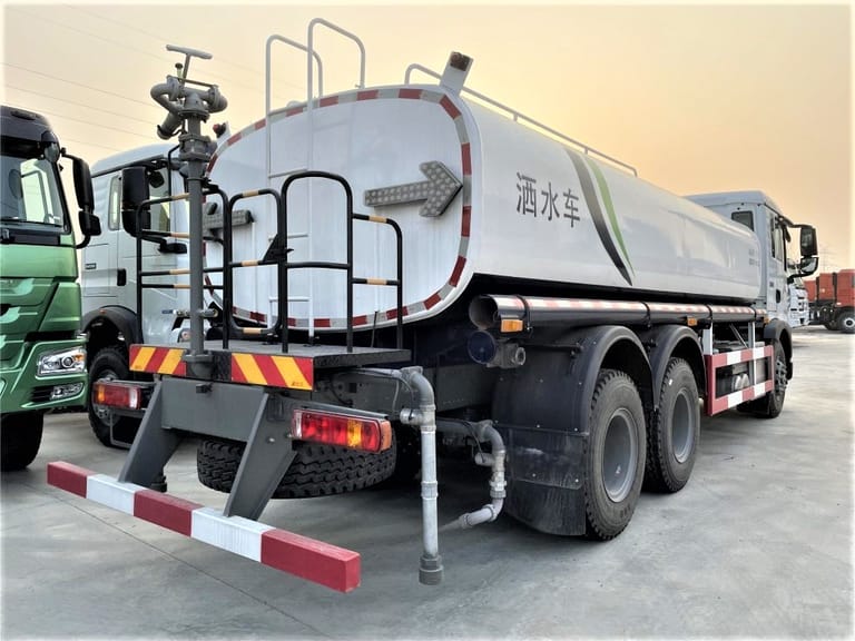 HOWO 6×4 Water Sprinkler Truck HOWO 6×4 Water Sprinkler Truck