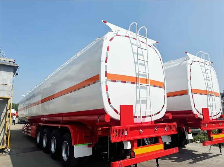 3/4 view of 4 Axle Asphalt Tanker Trailer – durable tanker trailer designed for safe and efficient asphalt transport in road construction projects.