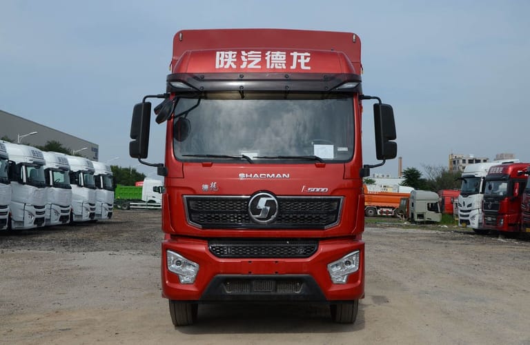 Shacman L5000 245HP 4X2 Cargo Truck Shacman L5000 245HP 4X2 Cargo Truck