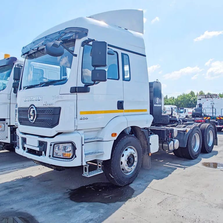 Shacman H3000 6x4 Tractor Truck front three-quarter view showing cab, chassis, and heavy-duty 6x4 drivetrain for long-haul and industrial transport