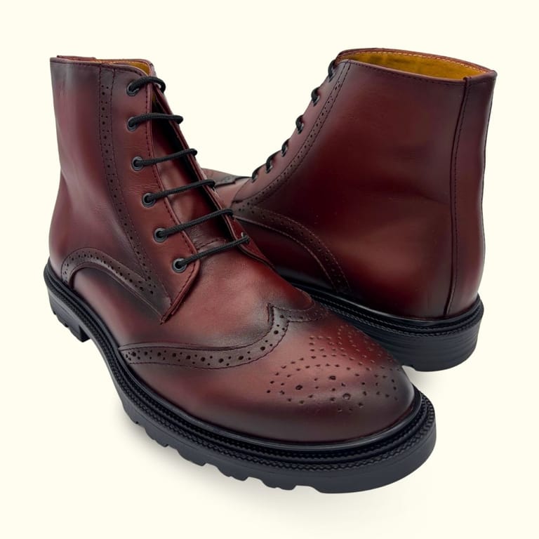 Botin bostoniano rojo sombreado marca Dargo completamente hecho en México de piel de forma artesanal suela Tr antiderrapanteen