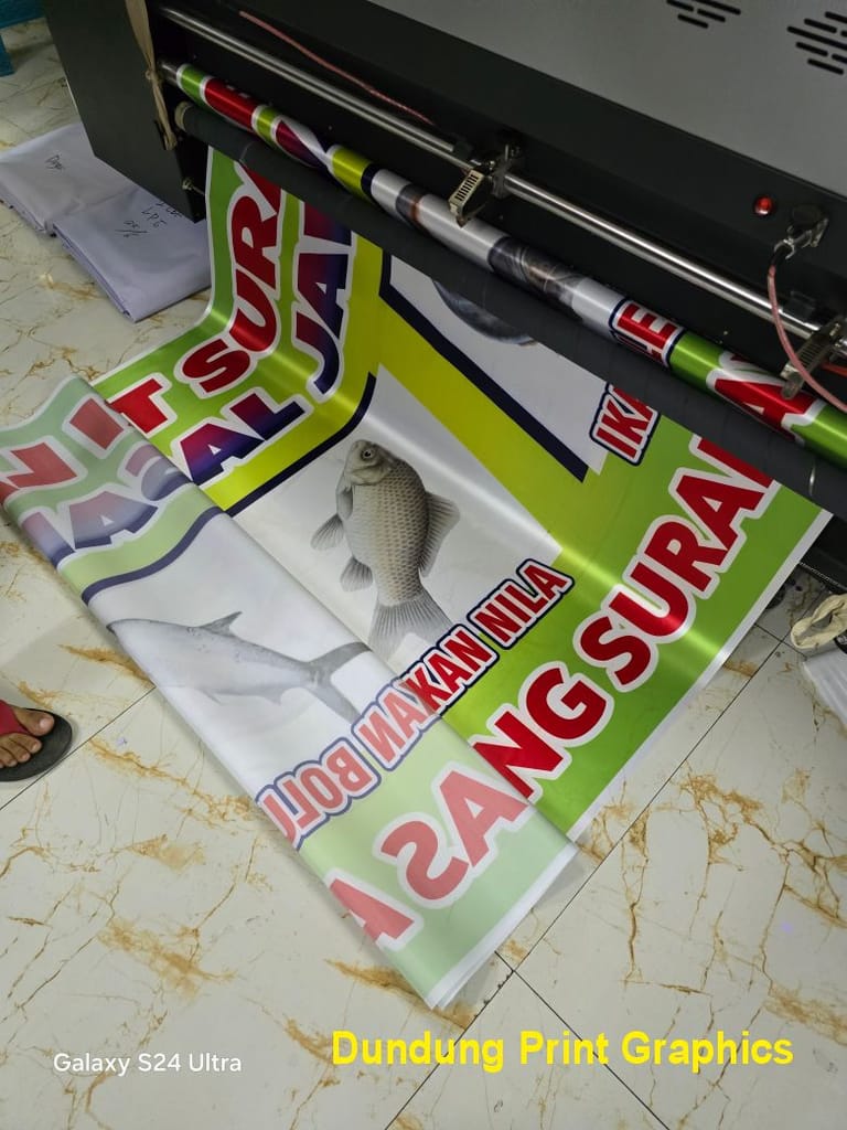 Percetakan Spanduk Sari Laut Kain Satin Dundung Print