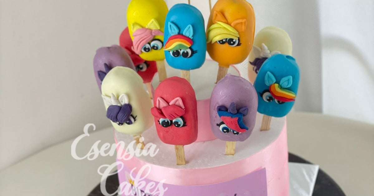 Cakesicle Tower My Little Pony | Esensia Cake