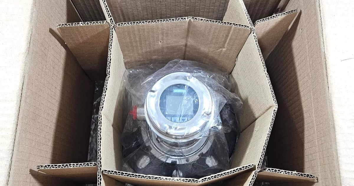 SIEMENS SITRANS LR560 Radar Level Transmitter Manaru