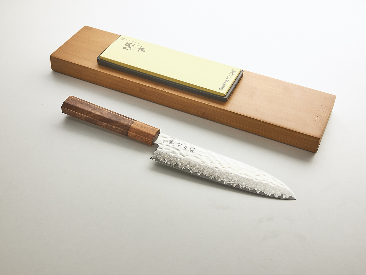 Hinoura Cutlery Studio Tsukasa Saku ATS34 Damascus Gyuto