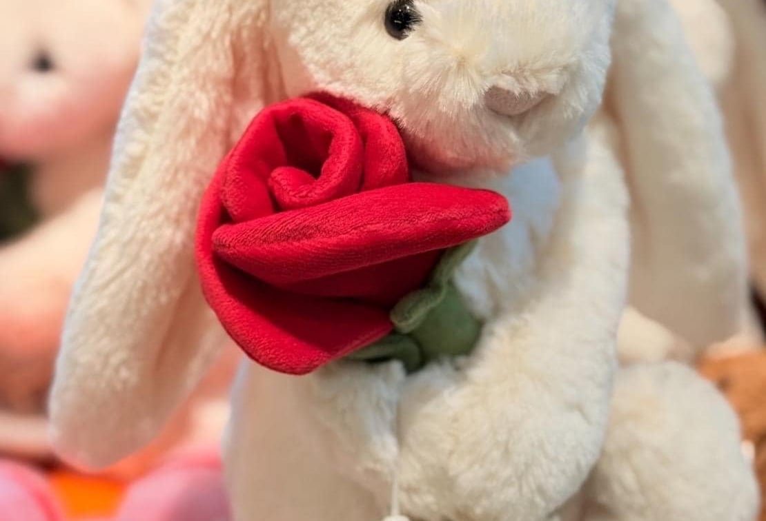 Jellycat Bashful Cream Bunny with Rose 12