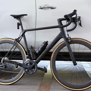 Canyon Ultimate CF SLX 8 Di2 road Bike Size-Large 2021 | SYCLES