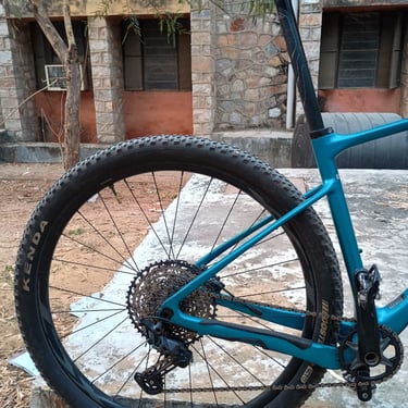 GIANT XTC ADVANCED 2 MTB-LARGE 2023 | SYCLES