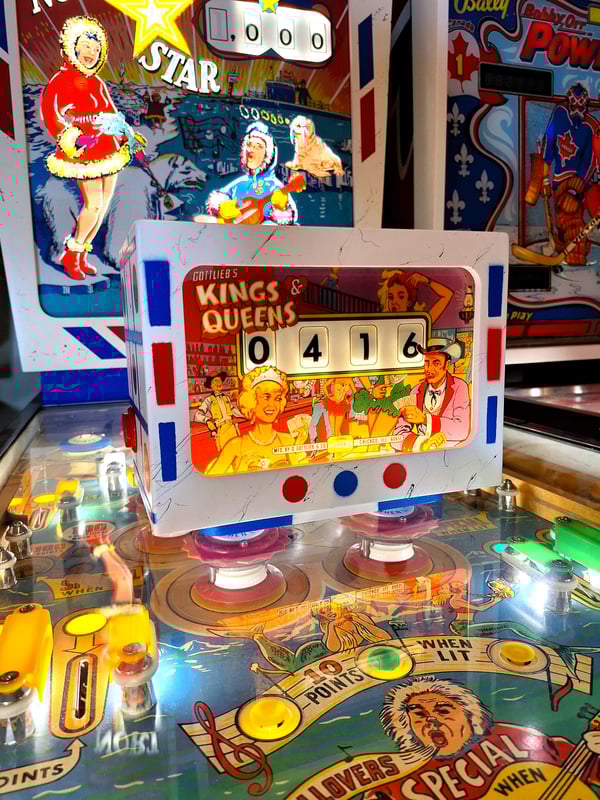 Gottlieb® Kings & Queens Clock