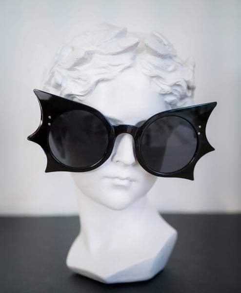 Lunettes Chauve souris Gothique pour un Look Unique Cosplay