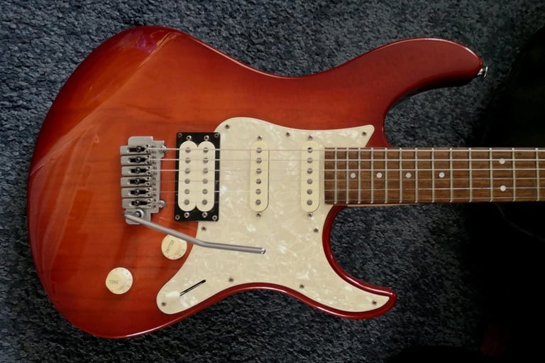 Yamaha Pacifica 604W - Electric Guitar | Tonewood Music