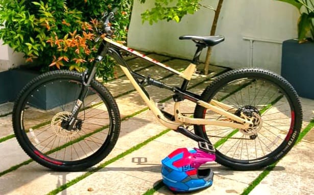 GT Karakoram Sport 29-MTB -Medium 2017 | SYCLES