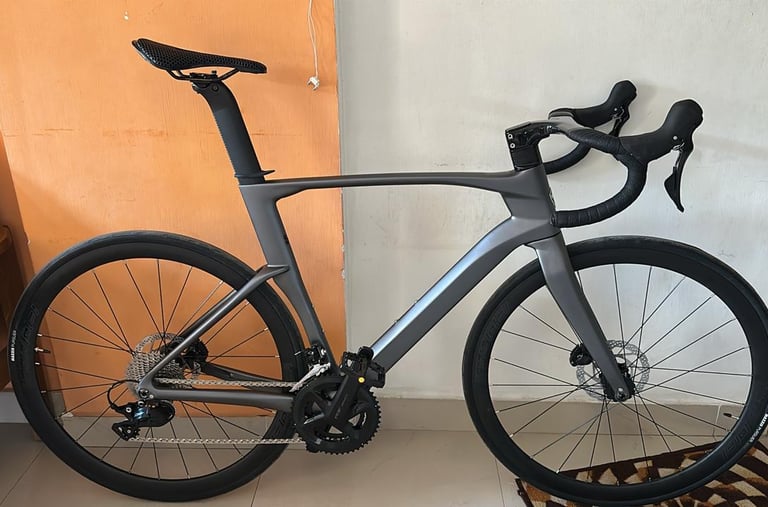 TWITTER V3 CYCLONE (HIGH MODULUS CARBON FIBER) ROAD BIKE SIZE-54CM