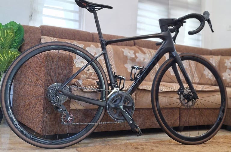 Giant Defy Advanced Pro2 Mサイズ 大阪引き取り希望 Giant Defy