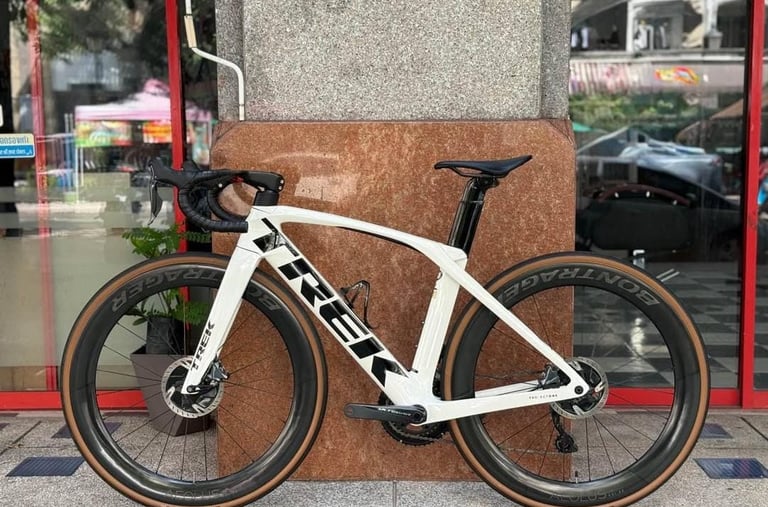 【美品】TREK MADONE SL6 52サイズ 美品】TREK MADONE SL6 52サイズ Madone SL 6 - Trek Bikes (JP)