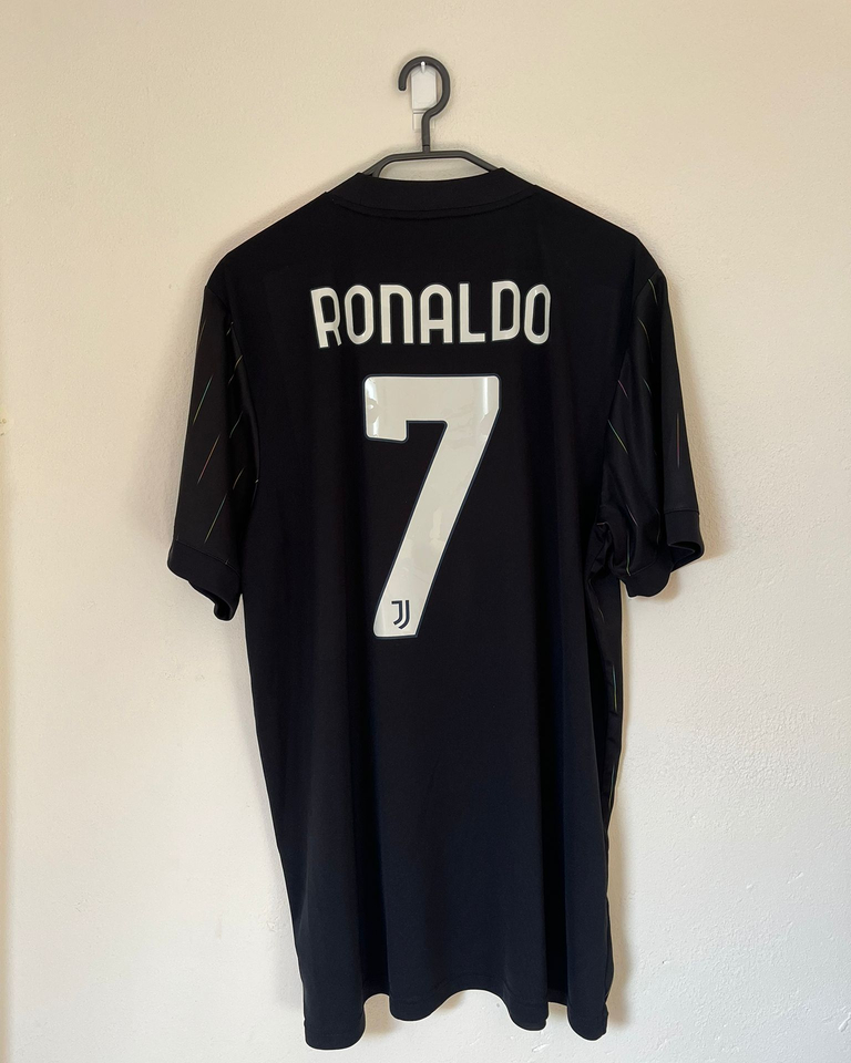 Juventus ロナウド 7番 シャツ Lサイズ Amazon.co.jp: fasedate