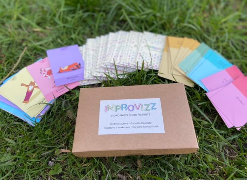 Mokomasis šokio žaidimas IMPROVIZZ