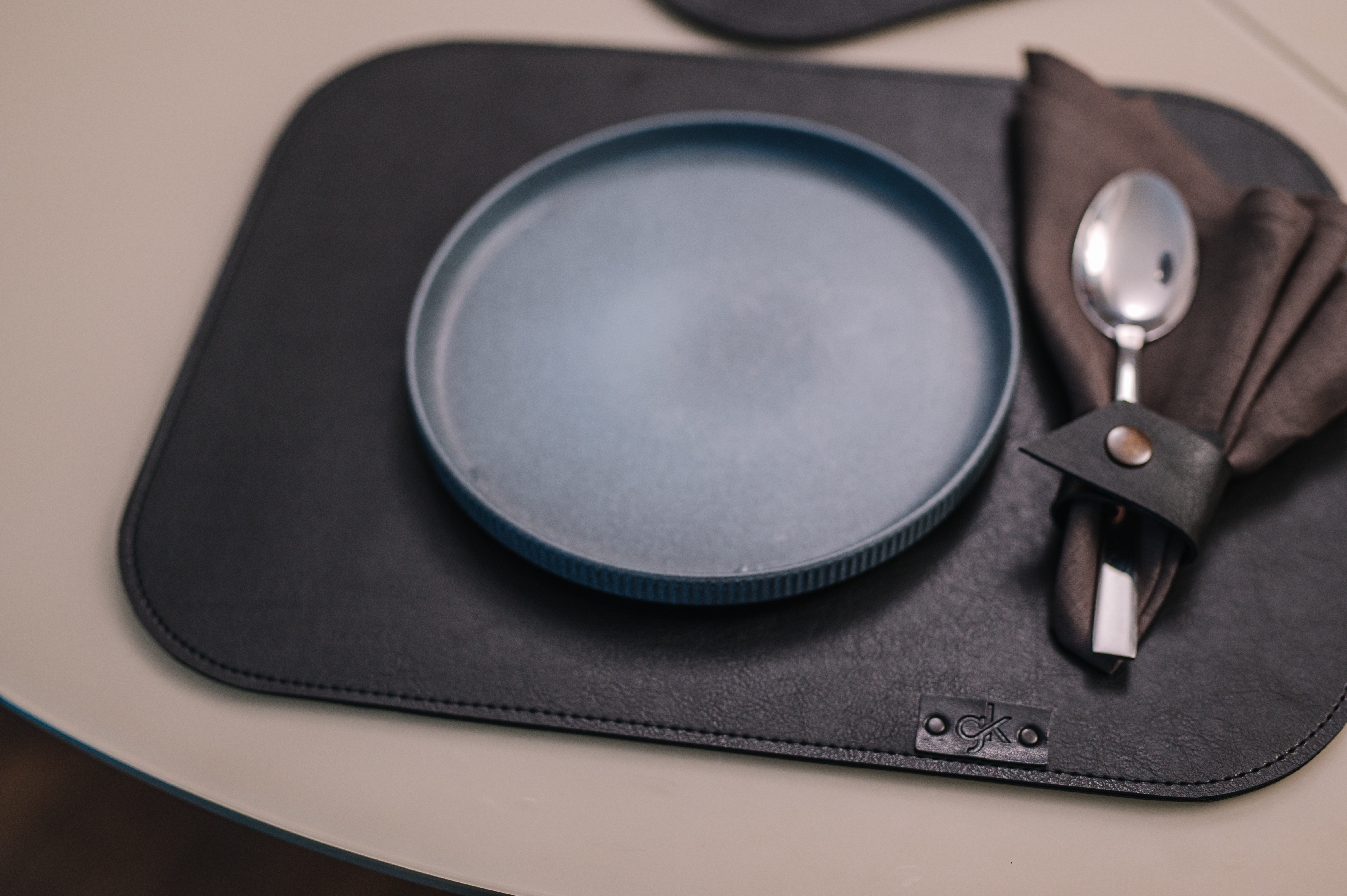 Stalo padėkliukas (31 × 41 cm)