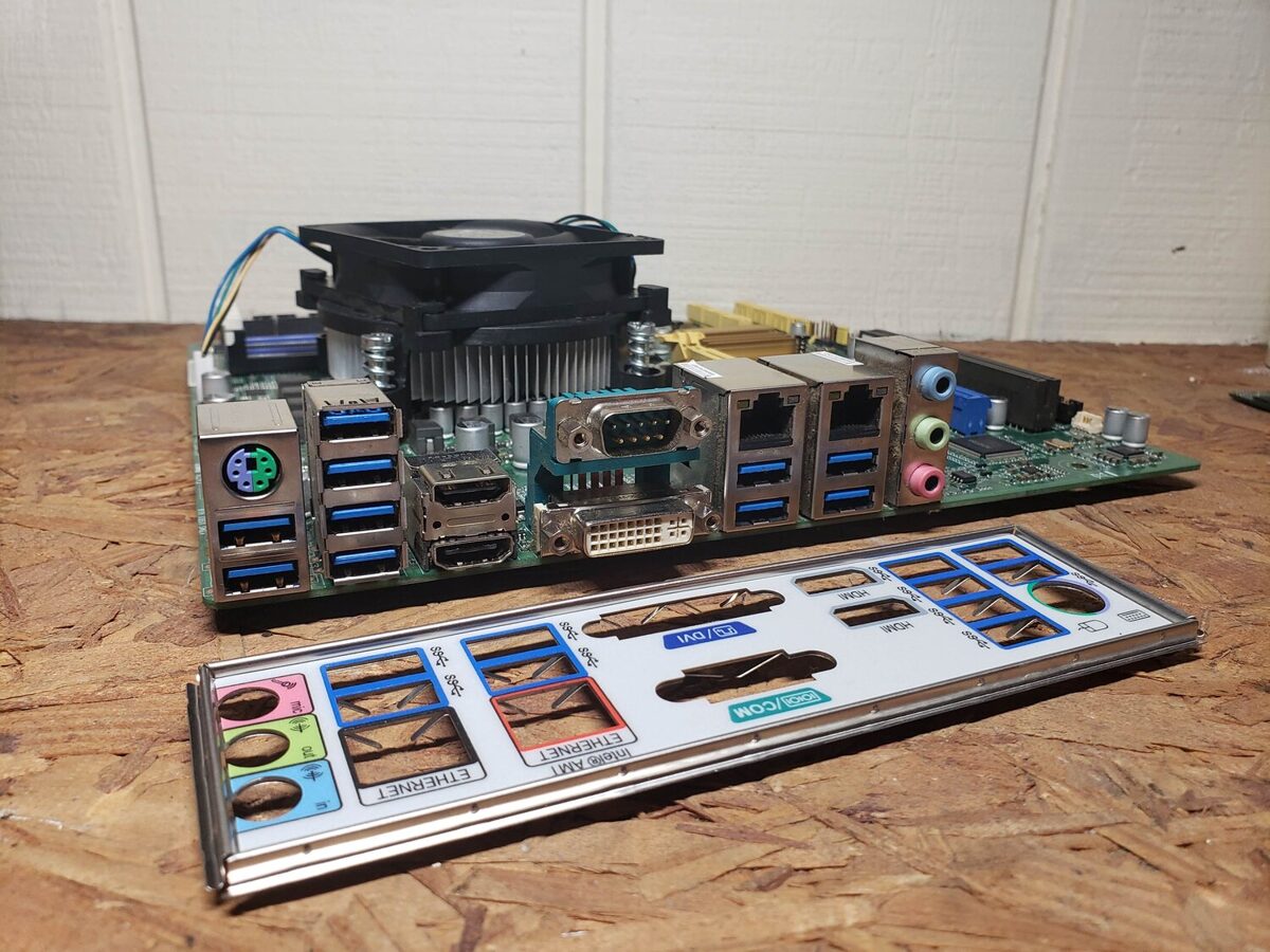 Intel Core i7-6700CPU, IMBM-Q170A Socket LGA 1151 Motherboard, and CPU Cooler