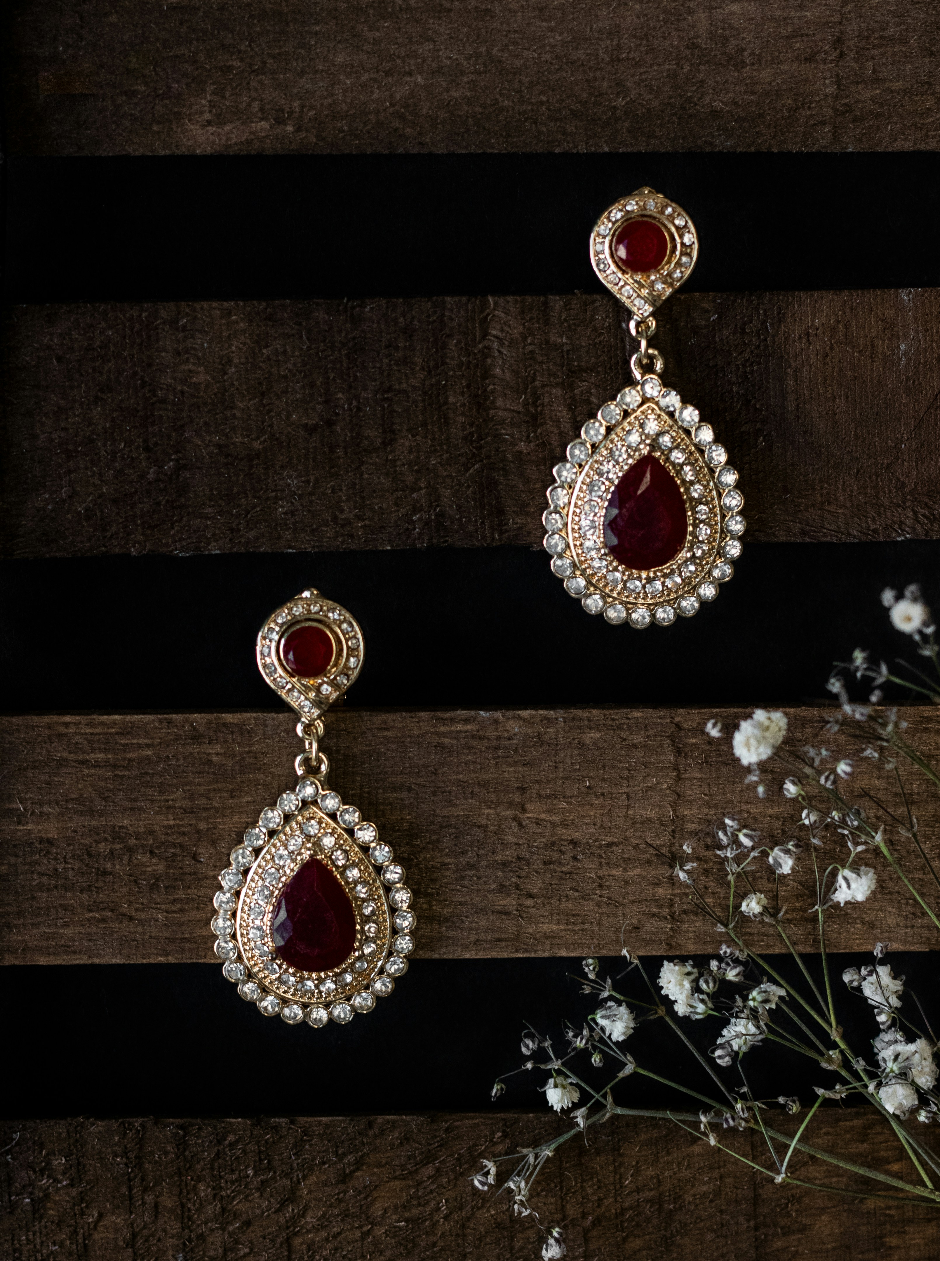 Red starburst earrings