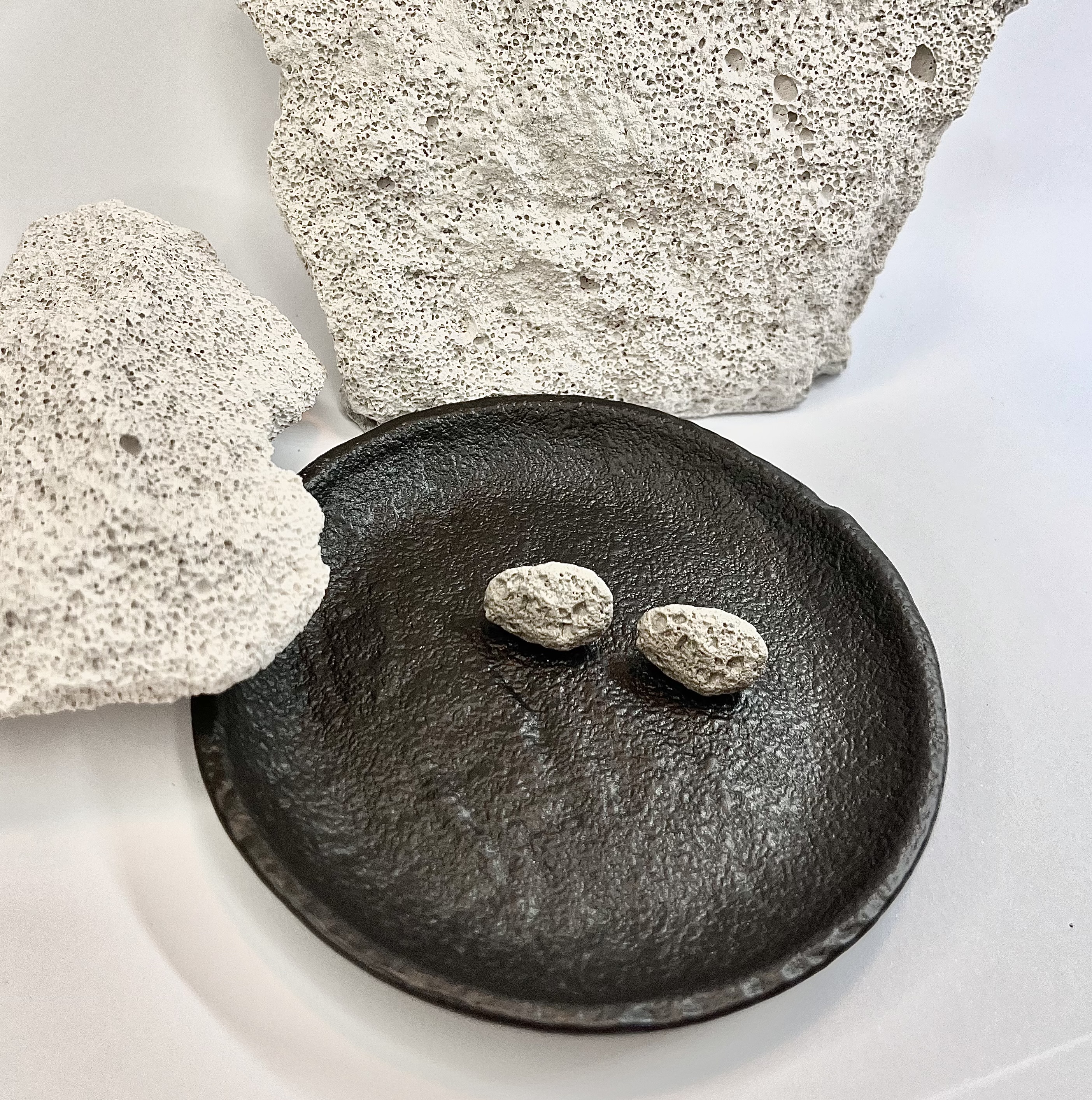 Auskarai KORYS / Earrings HONEYCOMB