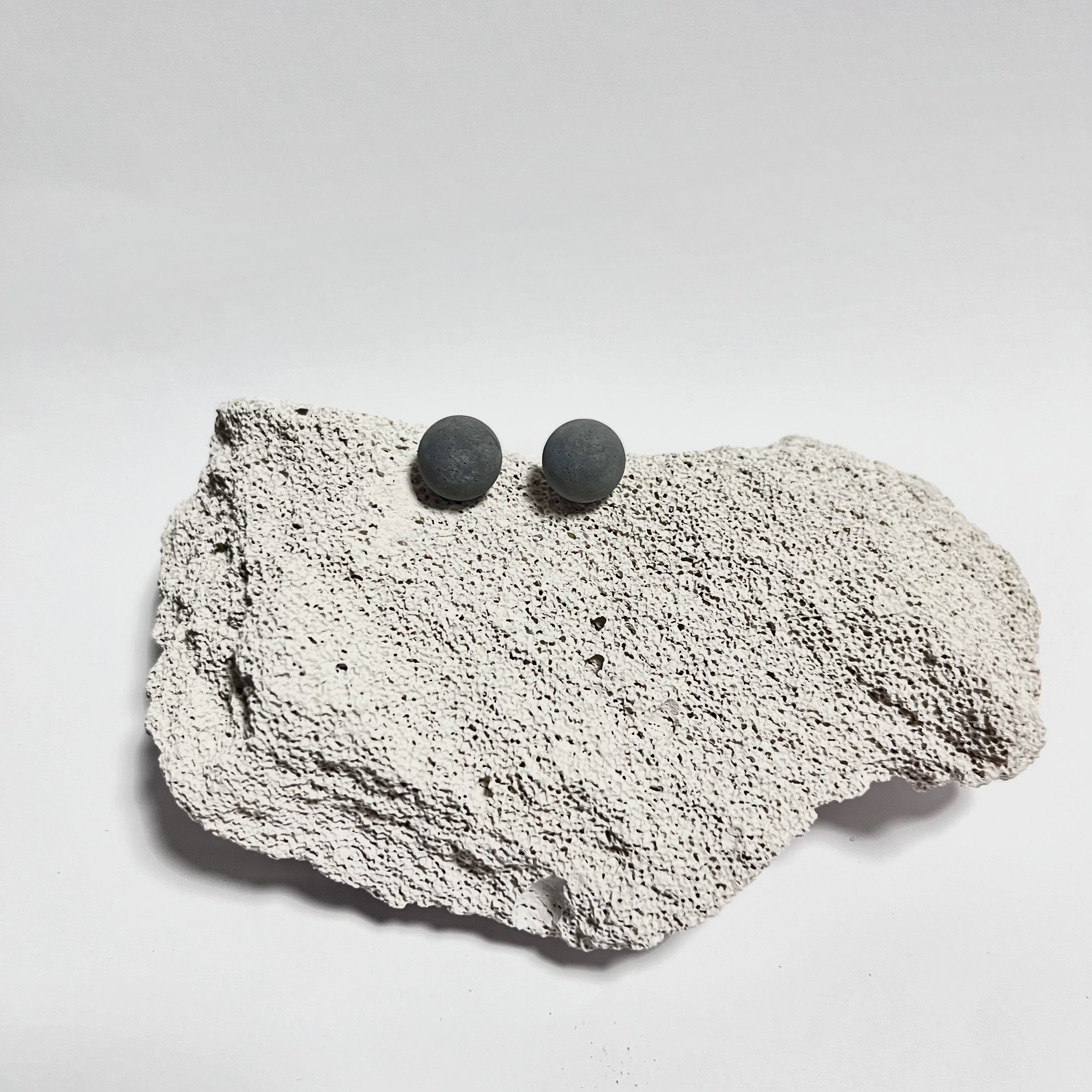 Auskarai MAŽA PLANETA / Earrings SMALL PLANET