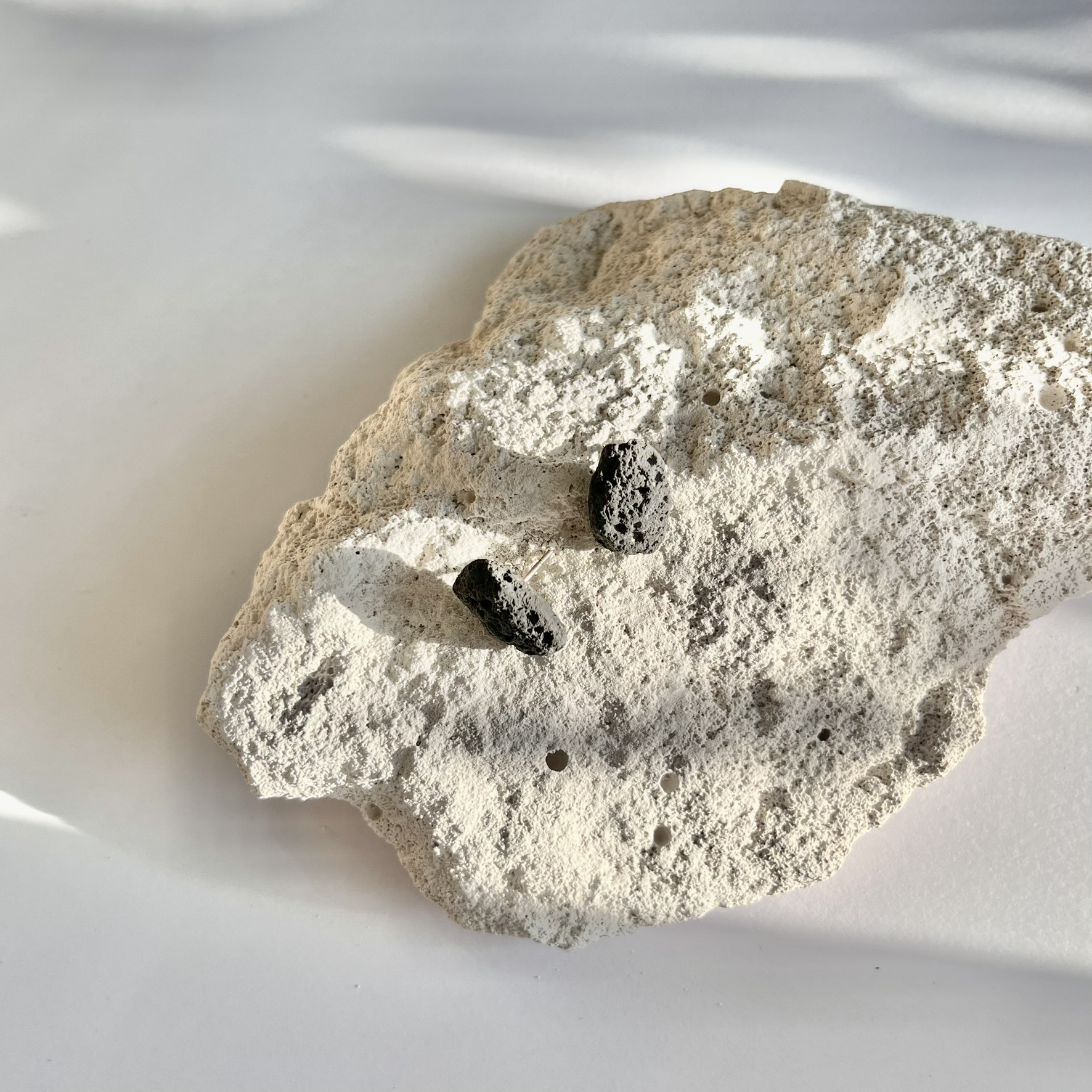 Auskarai KORYS / Earrings HONEYCOMB