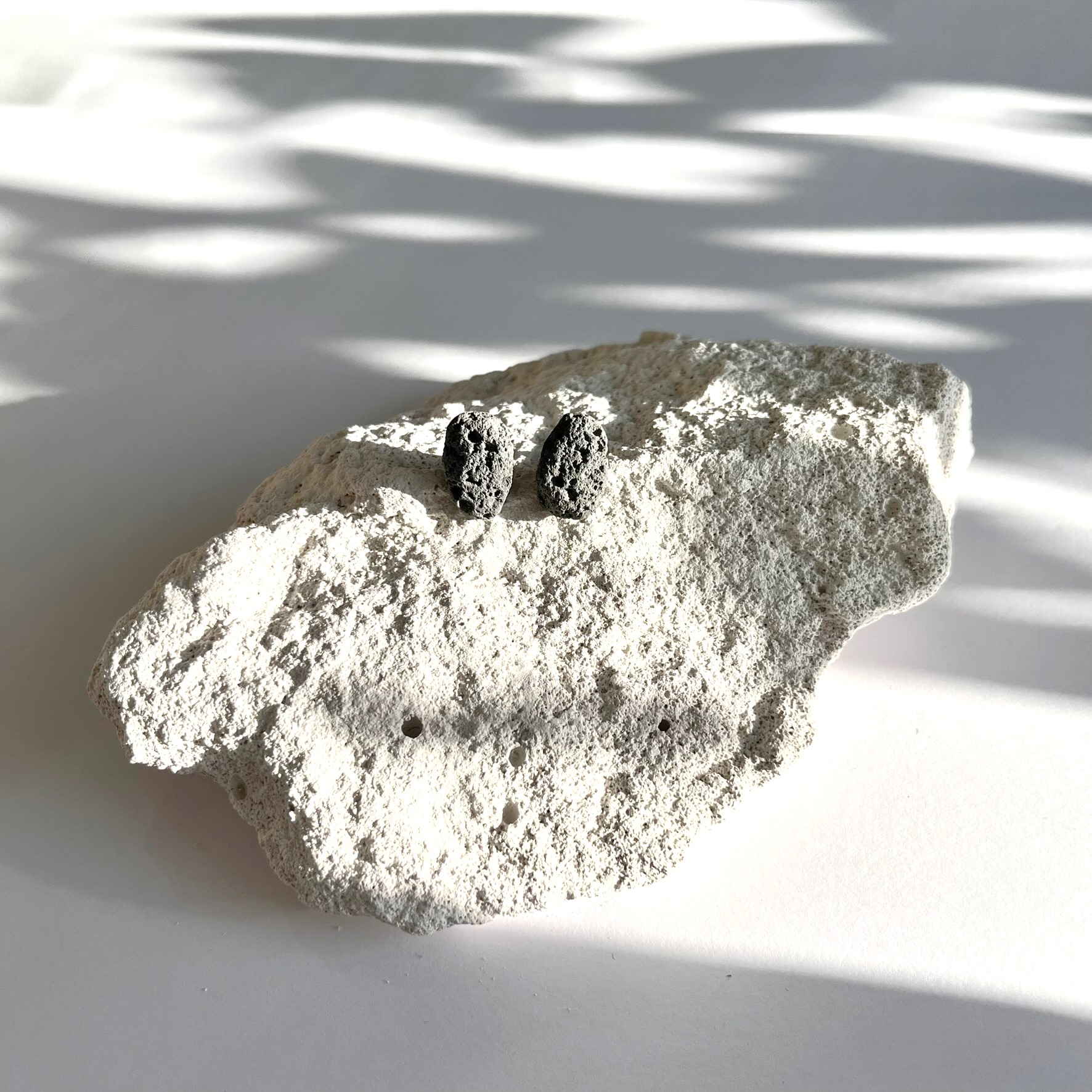 Auskarai KORYS / Earrings HONEYCOMB