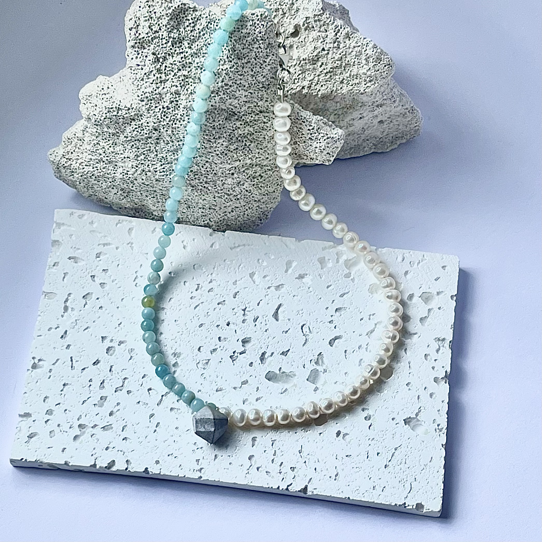 Vėrinys RAMYBĖ / Necklace PEACE OF MIND