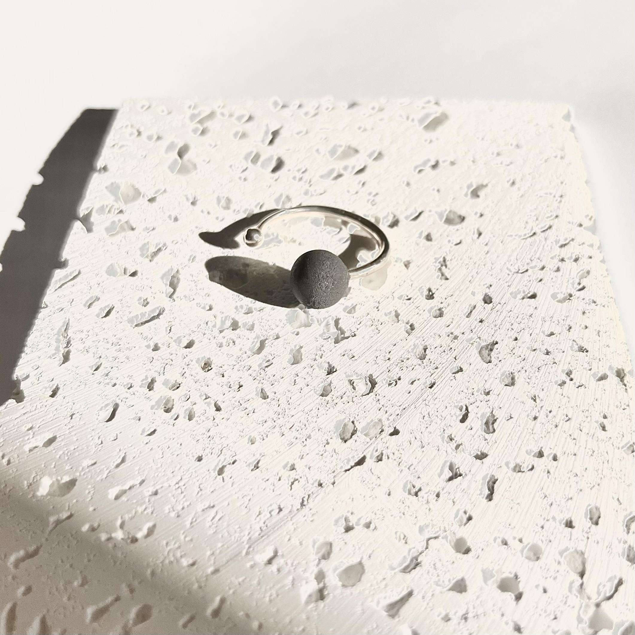 Žiedas MAŽAS APKABINIMAS / Ring SMALL HUG