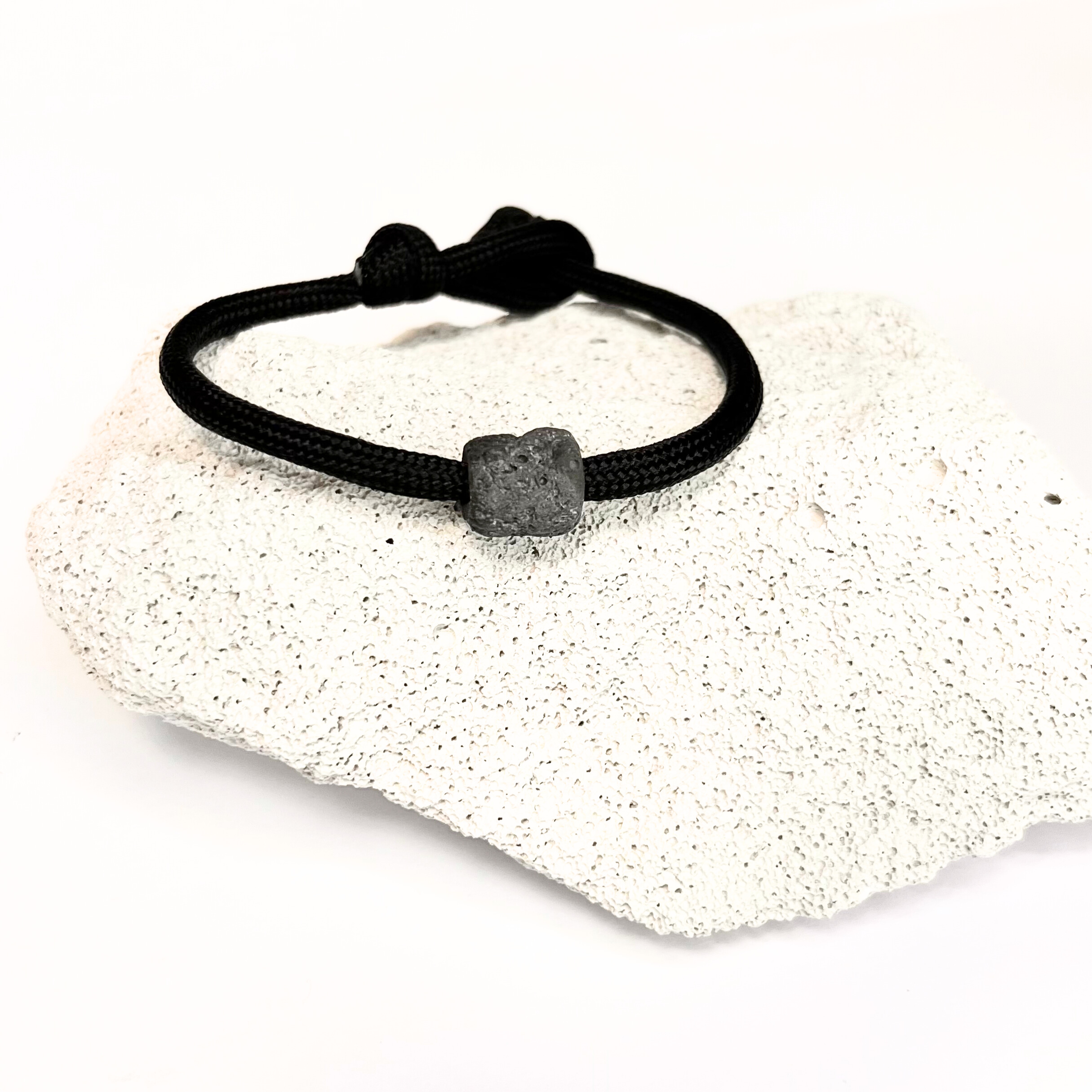 Apyrankė VULKANAS / Bracelet VOLCANO