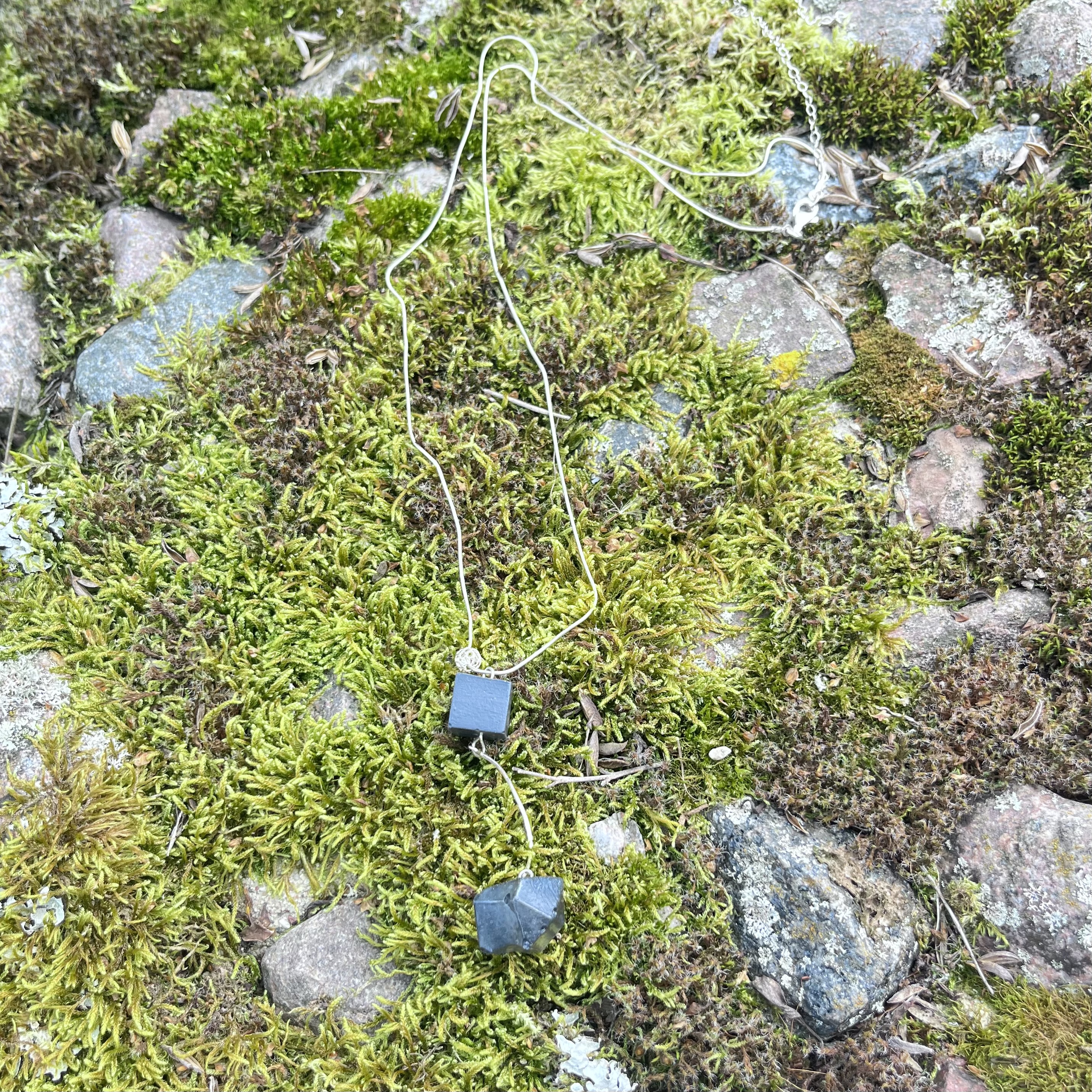 Pakabukas LAISVĖ / Necklace FREEDOM