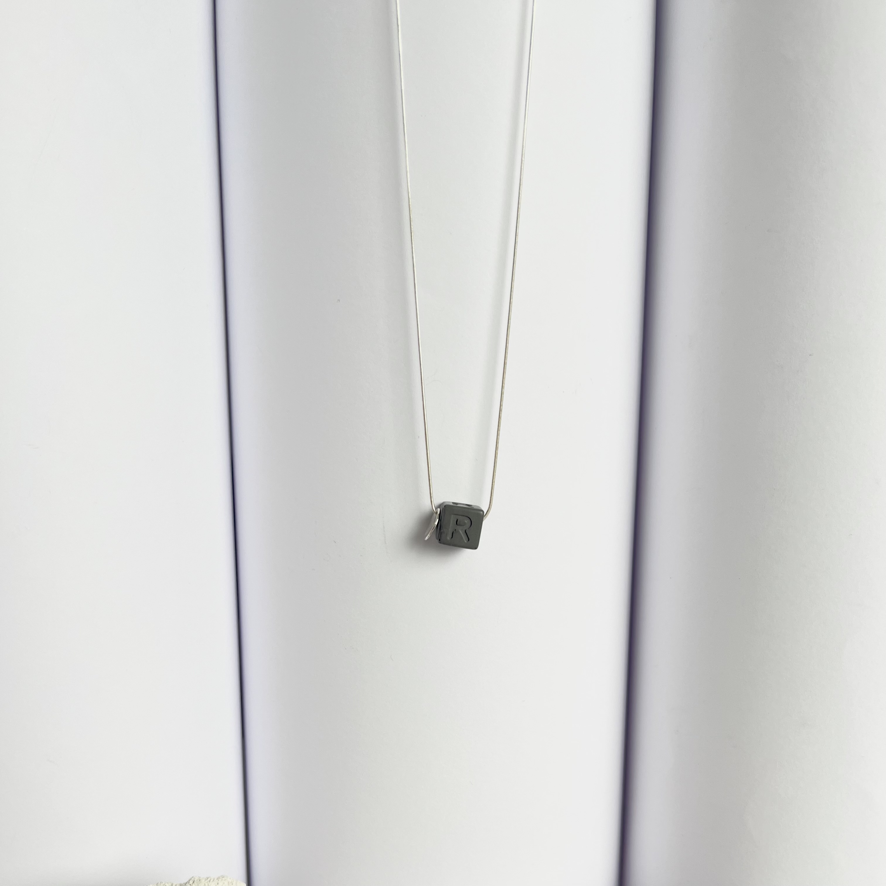 Pakabukas ŽENKLAI / Pendant SIGNS