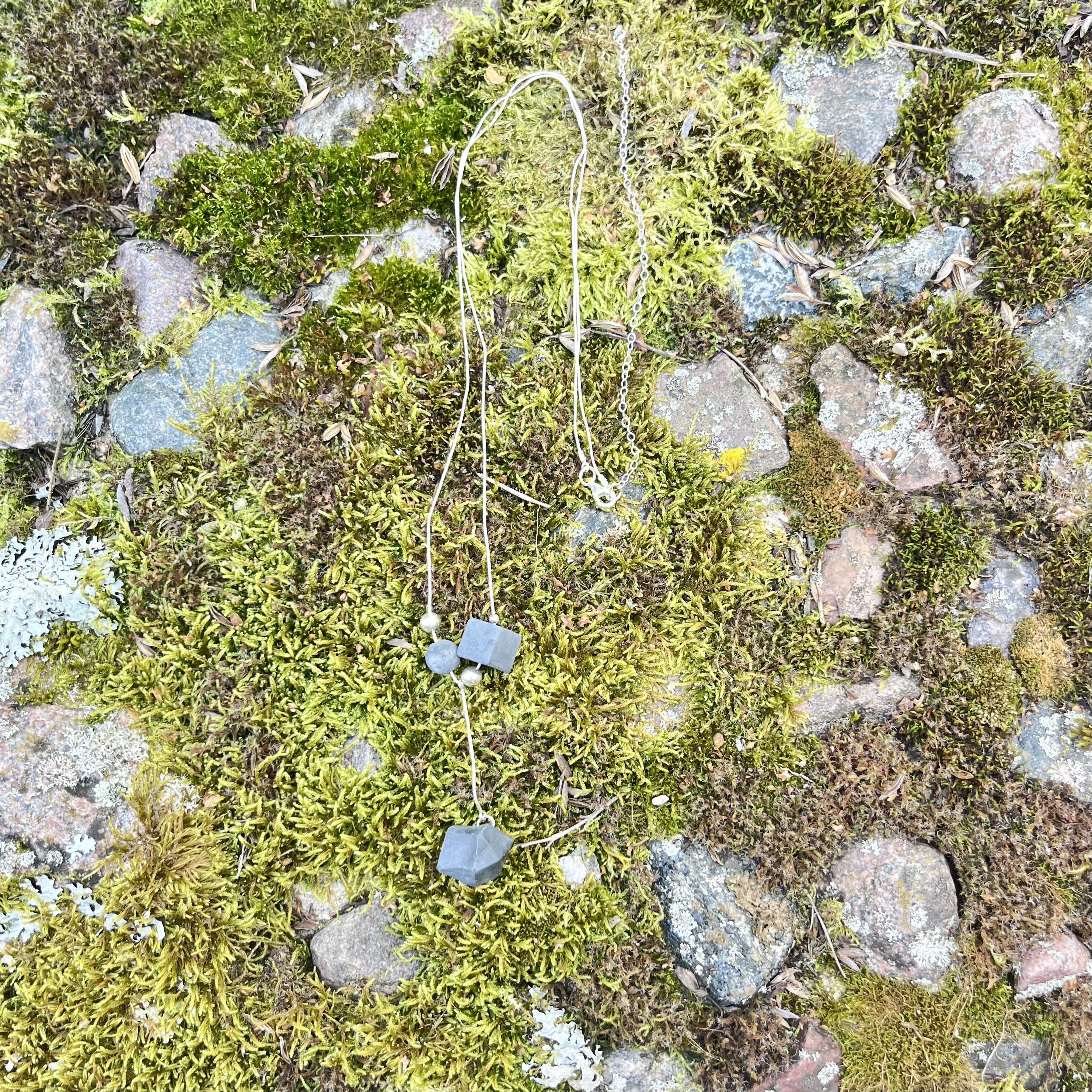 Pakabukas LAISVĖ / Necklace FREEDOM